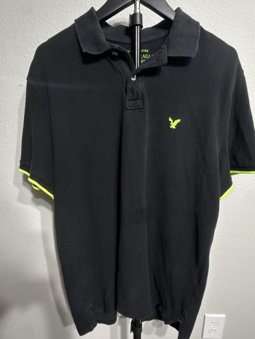 American Eagle Outfitters Men's Black Polo-shirt